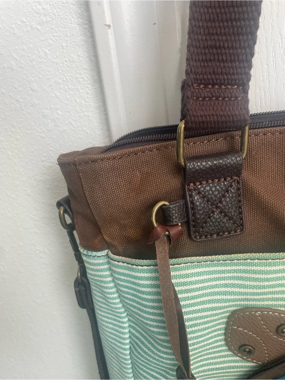 Chala Brown & Teal Turtle Appliqué Strip-Pattern Tote